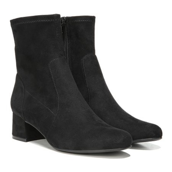 naturalizer daley bootie